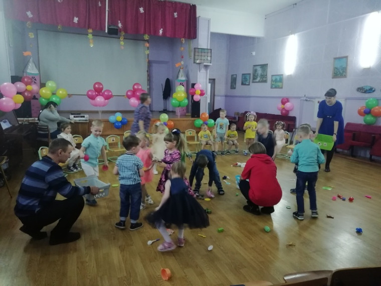 «День матери».